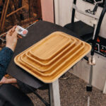 Wholesale Eco-friendly Bamboo Dinner Tray Minimalist Wood Restaurant Serving Engraved Logo for Coffee Shops Parties Factory Low - Image 3