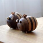 Little Bee Toothpick Dispenser Stocked Durable Solid Wood Personalized Creative Modern Home Use High-end Cute Restaurant - Image 3